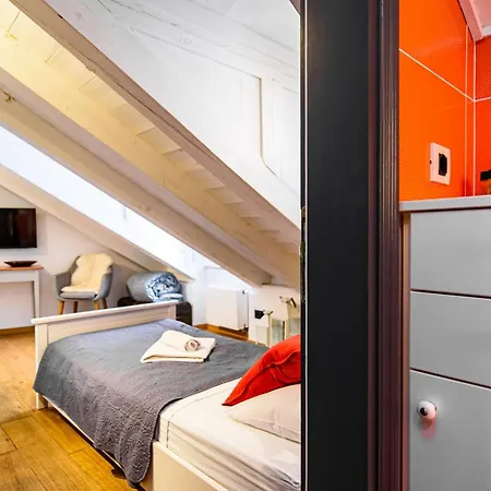 Art Arthur By Duhomes