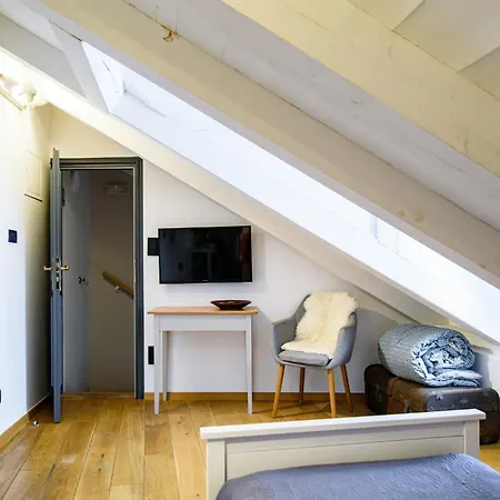 Art Arthur By Duhomes Guest house