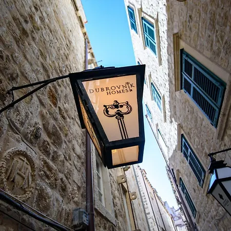 Art Arthur By Duhomes Guest house