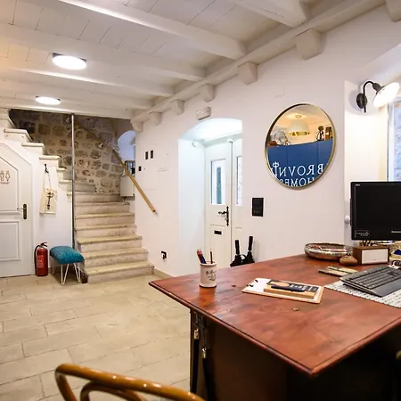 Art Arthur By Duhomes Guest house